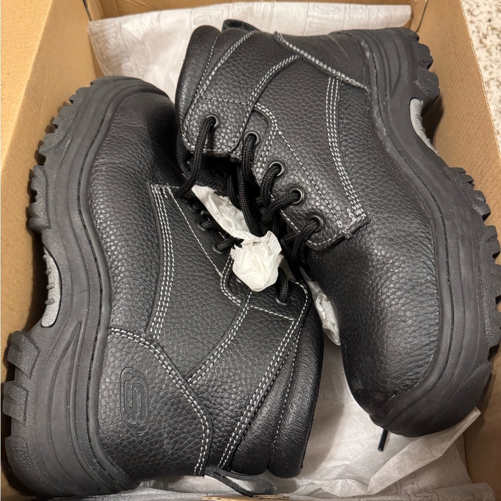 Skechers Women’s Black Leather Steel Toe Boots w/Memory Foam